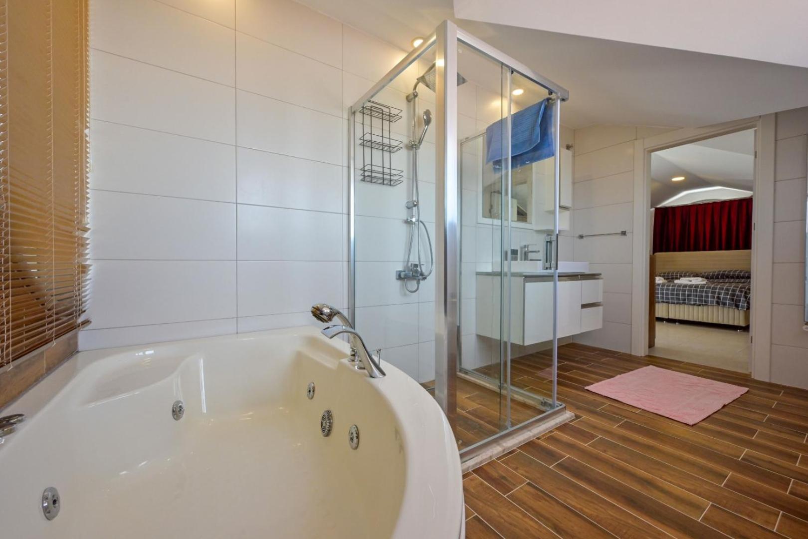Lorenzo- 4 Bedroom Holiday Villa In Hisaronu فتحية المظهر الخارجي الصورة